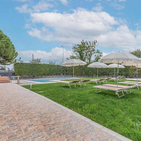 -Free Pool And Parking- Garda House Apartments Castelnuovo del Garda Exterior photo